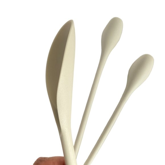 Kitchen Scoop White Hard Plastic Graduated Length Spoon Set of 3 - Picture 6 of 9